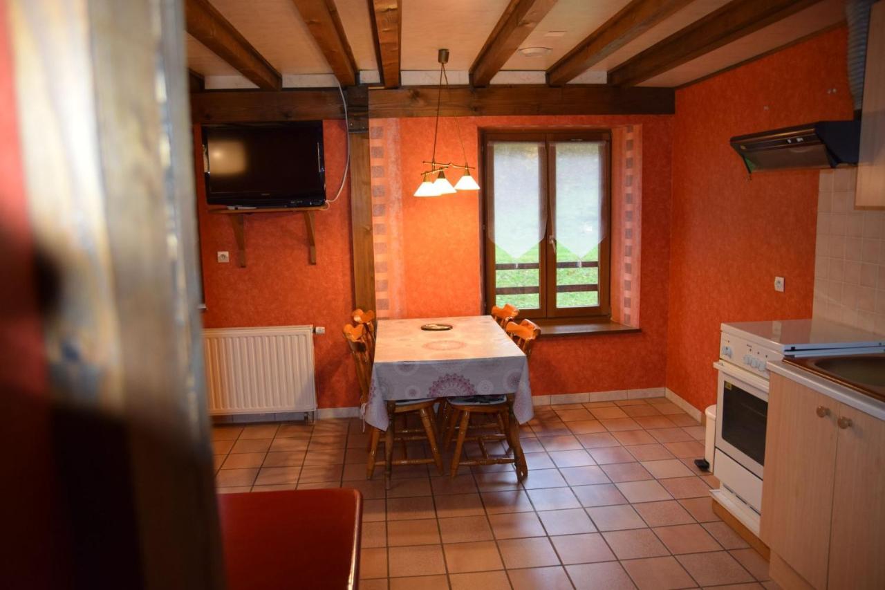 Vacance Conviviales Dans Les Vosges 8 Gites バン・ド・サプト 部屋 写真