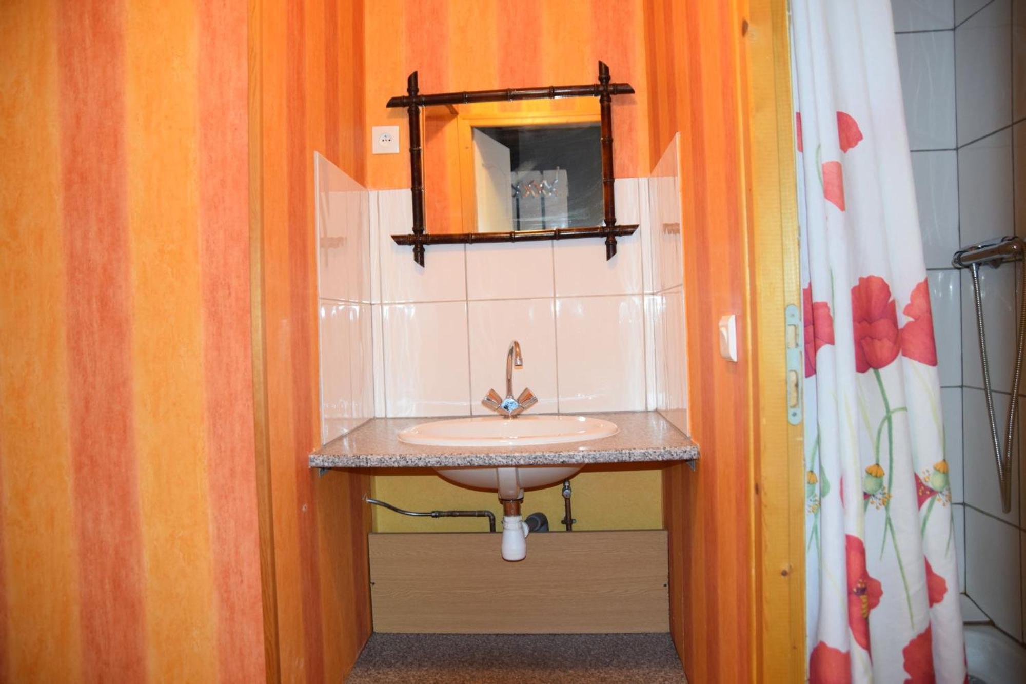 Vacance Conviviales Dans Les Vosges 8 Gites バン・ド・サプト 部屋 写真